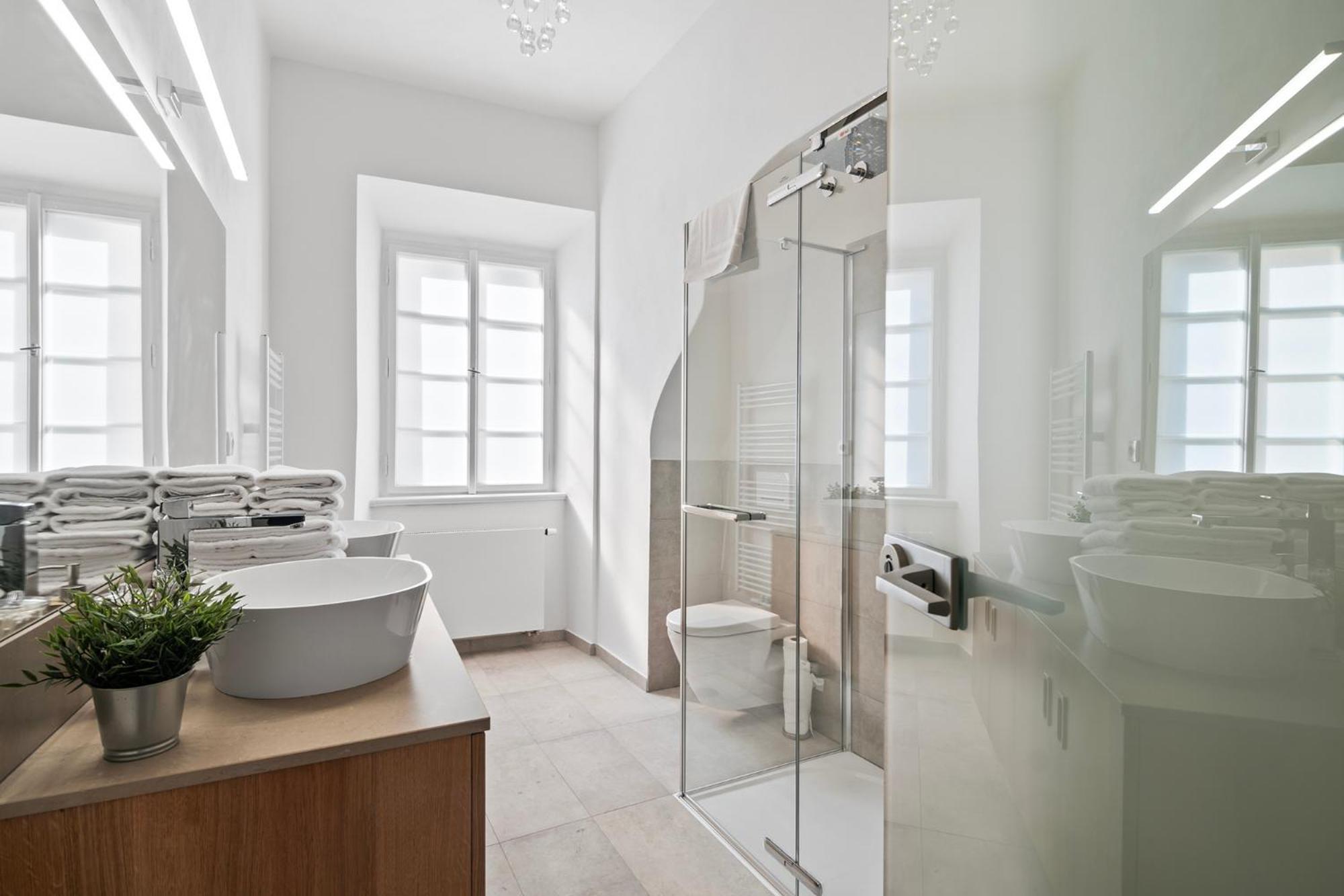 Old Town Square Apartments By Michal&Friends Prag Exteriör bild